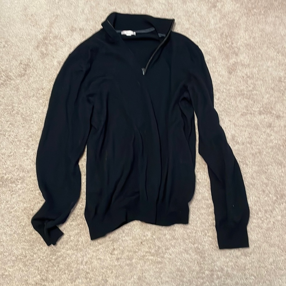 Men’s gap quarter zip sweater medium